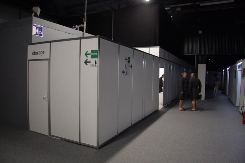 Illustration for article titled This Temporary Cubicle Hotel Is The Absolute Best Way To See Le Mans